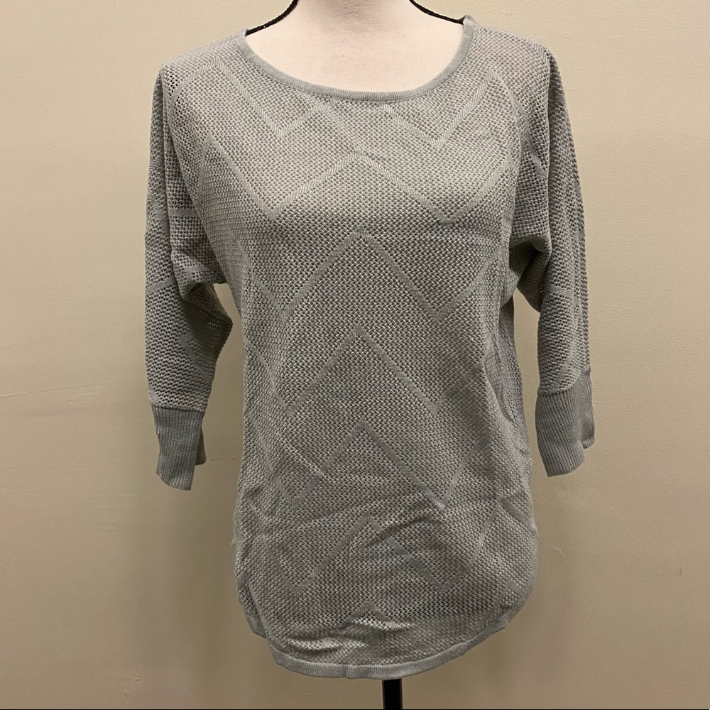 New York & Company Gray 3/4 Sleeve Sweater